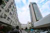 Jinjing Select Hotel (Xintian 360 South Airlines Branch)