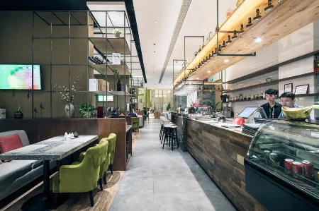 Wassim R Hotel Отели рядом с достопримечательностью «Shanghai Pudong New Area Administration Institute»