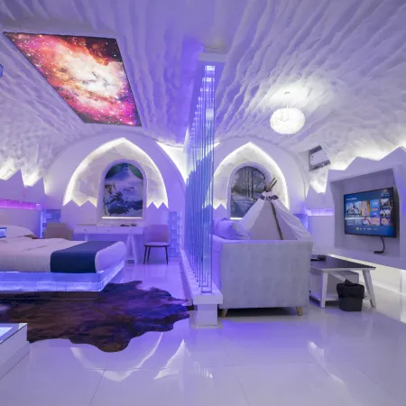 Forest Snow Hotel