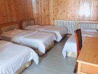哈巴河林中小屋客栈 - 四人间