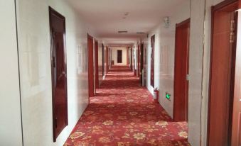 Ejin Banner Doulin Business Hotel