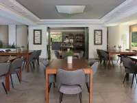 Blazer Suites Hotel Hotels in Vari-Voula-Vouliagmeni