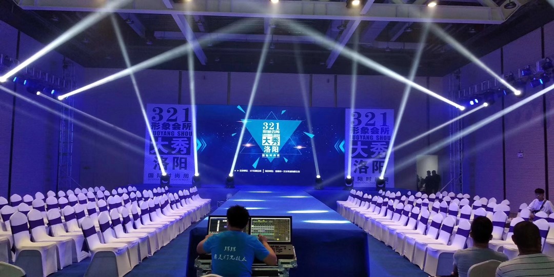 Yading Hotel Over view