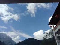 Wenxian Tianchi Yinma Mountain Villa - Mountain view