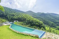 Xinchang Shangshitang Tianmu Mountain Residence - مسبح غير متناهي