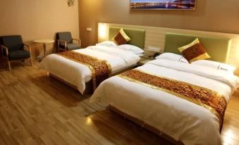 Yongsheng Xiandai Chain Hotel Fengcheng Fengzeyuan - Housity