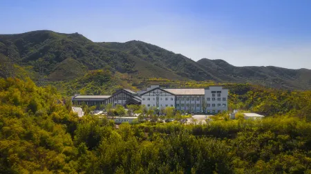 Western Evergreen Pu Zhen Hotel