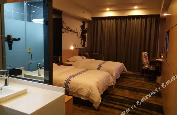 西林樂程大酒店