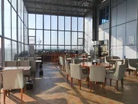 Wantian International Grand Hotel (Shaoyang Beita District Government Zhuangyuan Primary School)