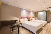 Atour Hotel Qingdao Heilongjiang Middle Road Hotels in Qingdao
