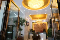 Huayi Hotel under Home Inn (Dali Nanjian Internet Celebrity Street) - 2-Star