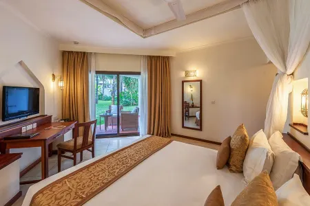 Sea Cliff Resort & Spa Zanzibar Отели в г. Kaskazini B