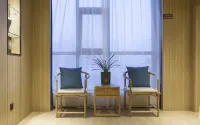 Bo'an International Hotel (Shangqiu Suiyuan Wanda Plaza) - parking