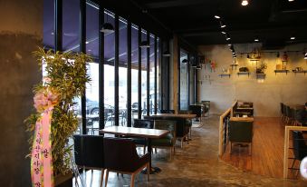 Iksan Grand Palace Hotel - Housity
