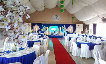 I's Plant Hotel & Restaurant - Housity