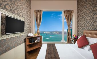 Ramada Hong Kong Harbour View