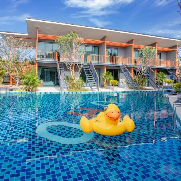 Oho Luxury Pool Access Отели рядом с достопримечательностью «Ват-Чалонг»