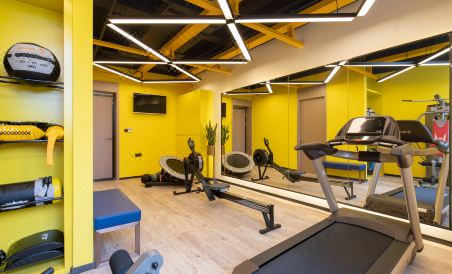 Atour Hotel (Nanjing Zhushan Road Metro Station) - Housity