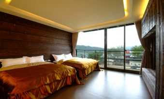 Lake View Hostel Resort