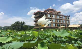 Guquan Hot Spring Hotel