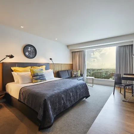 The Grand by SkyCity Отели рядом с достопримечательностью «Парк Альберт»