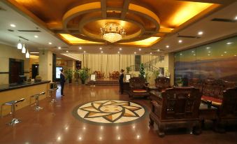 Runhua Junyue Hotel