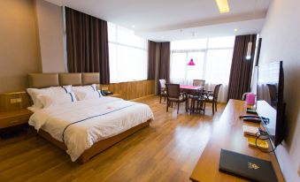 Holiday Inn Xichong Luhu