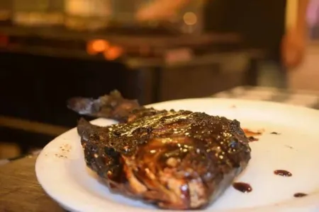 Crown Victoria Hotel Tulungagung