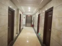 Oriental Business Apartment