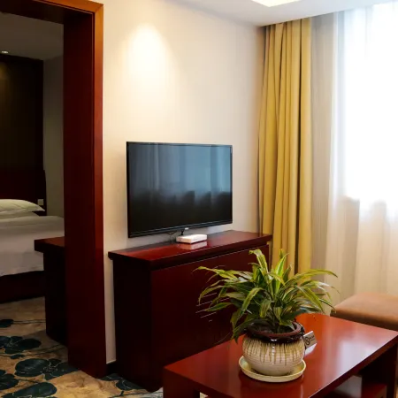 Xiangxuehai Hotel Отели рядом с достопримечательностью «Панменские ворота»
