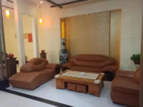 Lichuan 168 Business Hotel