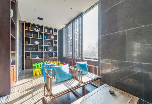 Licheng  donggu Hotel (Harbin Ice and Snow World) Hotel Overview