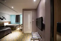 Ximen Hotel-A Hotel in zona Monga Dizang Temple