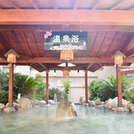 Tangland Hotel