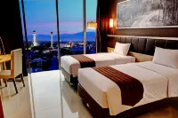 Pasar Baru Square Hotel Bandung Hotel dekat Landmark Convention Hall