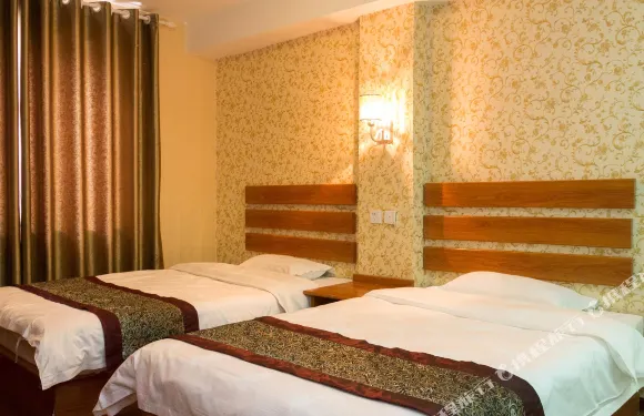 原陽假日快捷酒店（縣政府店）