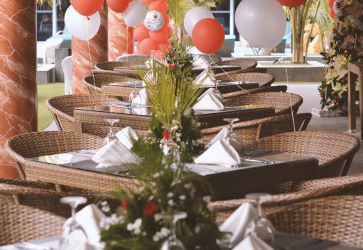 로만 엠파이어 수영장