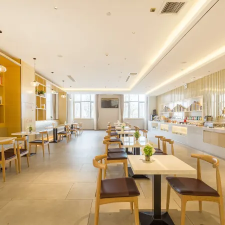 Grace Inn Hotel (Heze Danyang Overpass)