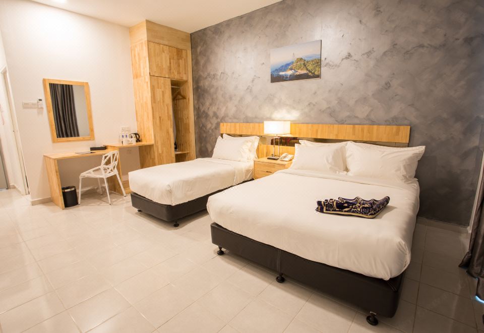 아댜 호텔 체낭의 현대적인 로비 공간