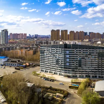 Yourong Hotel (Harbin Convention and Exhibition Center Longta Branch) Отели рядом с достопримечательностью «Gymnasium of Northeast Agricultural University»
