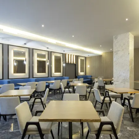 Orange Hotel (Changshu Garment Mall Fangta Street Branch)