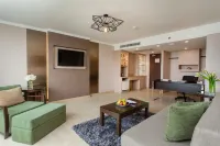 Ramada Plaza by Wyndham Bangkok Menam Riverside