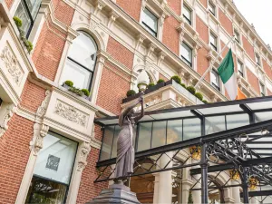 謝爾本傲途格精選酒店