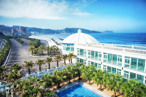 White House Resort