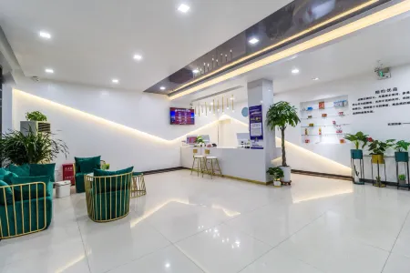 Anxin Youpin Hot Spring Hotel Отели рядом с достопримечательностью «Lotus Grand View Garden»