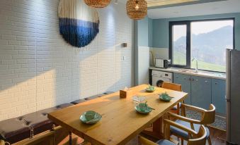 Black Valley Purple Rose Inn