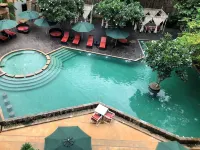 Yeak Loam Hotel - Pools