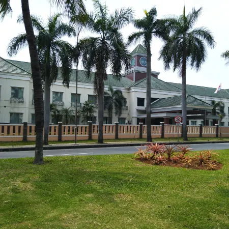 Grand Cikarang Hotel