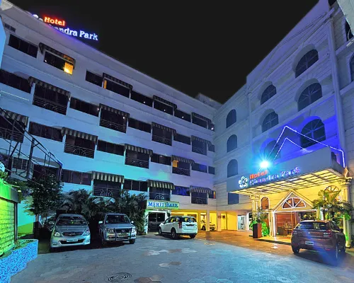 Hotel Chandra Park Hotel dekat Kedutaan Besar Amerika