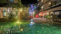 Aiyaree Place Hotel - Ocean View
